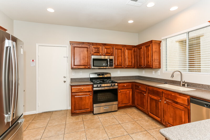 2,415/Mo, 8320 Jo Marcy Dr Las Vegas, NV 89131 Kitchen View