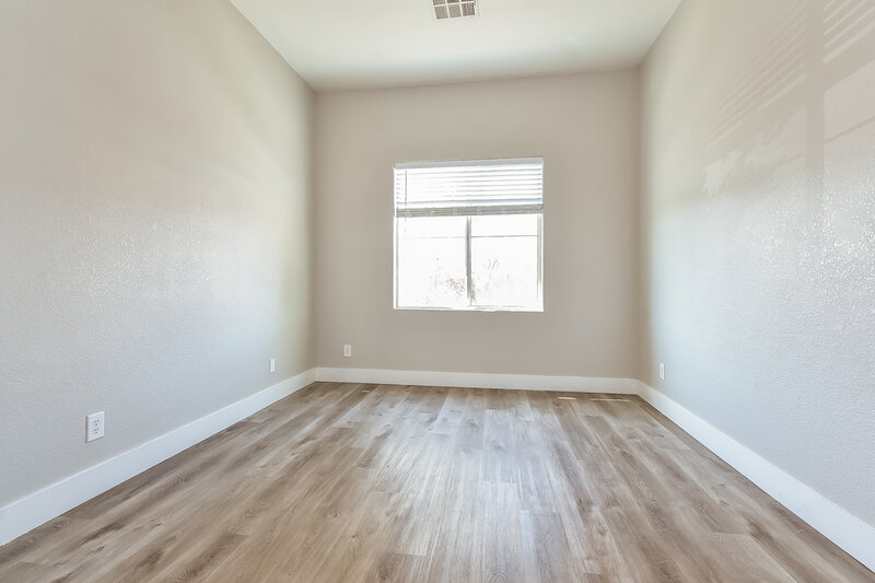2,340/Mo, 8320 Jo Marcy Dr Las Vegas, NV 89131 Bedroom View