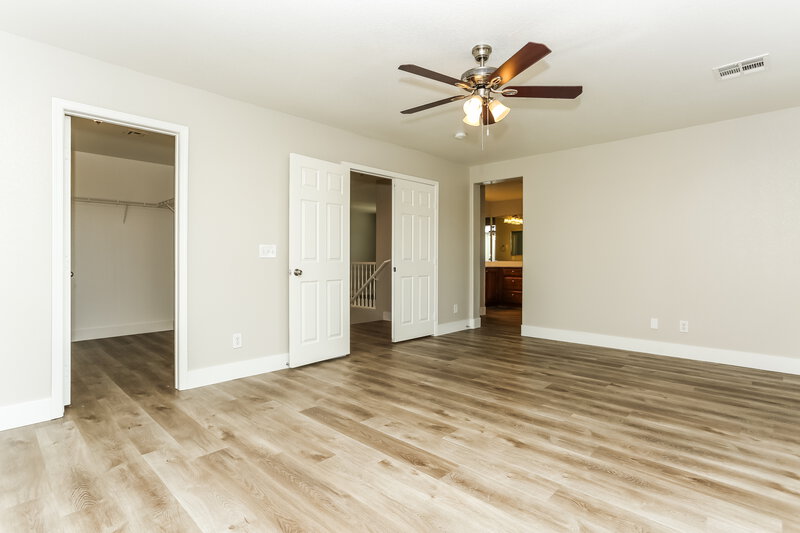 2,415/Mo, 8320 Jo Marcy Dr Las Vegas, NV 89131 Main Bedroom View 2