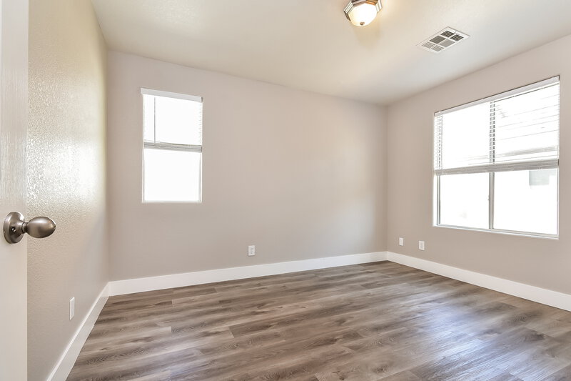 2,340/Mo, 8320 Jo Marcy Dr Las Vegas, NV 89131 Bedroom View 2