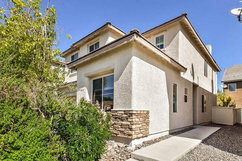 2,340/Mo, 8320 Jo Marcy Dr Las Vegas, NV 89131 Side View
