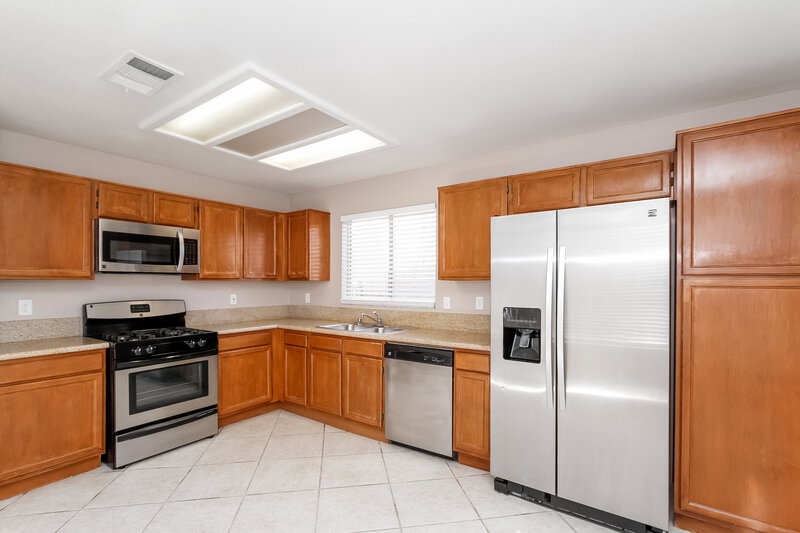 2,585/Mo, 60 Fantasia Ln Henderson, NV 89074 Kitchen View