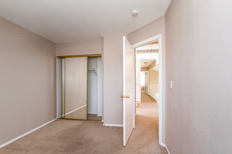 2,585/Mo, 60 Fantasia Ln Henderson, NV 89074 Bedroom View 2