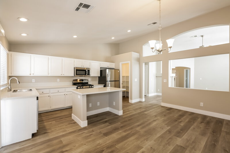 3,990/Mo, 3334 Syvella Ct Las Vegas, NV 89117 Dining Room View