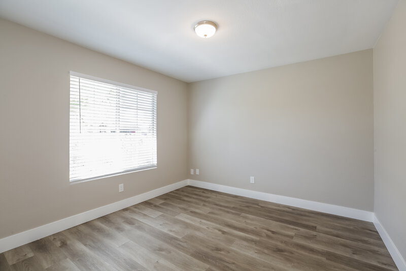 3,990/Mo, 3334 Syvella Ct Las Vegas, NV 89117 Bedroom View 4