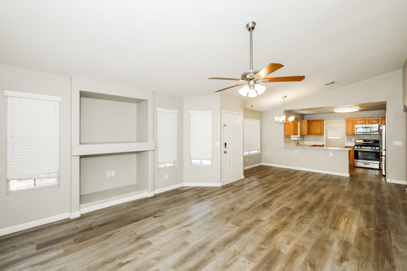 1,795/Mo, 8100 Pursuit Ct Las Vegas, NV 89131 Living Room View