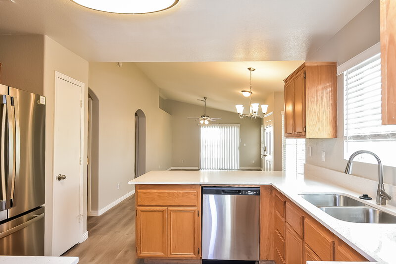 1,845/Mo, 8100 Pursuit Ct Las Vegas, NV 89131 Kitchen View 2