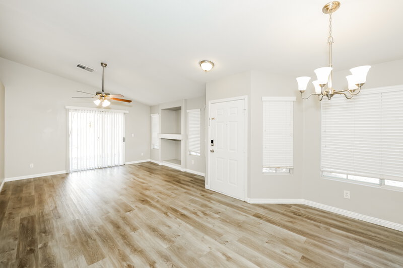 1,795/Mo, 8100 Pursuit Ct Las Vegas, NV 89131 Dining Room View 3