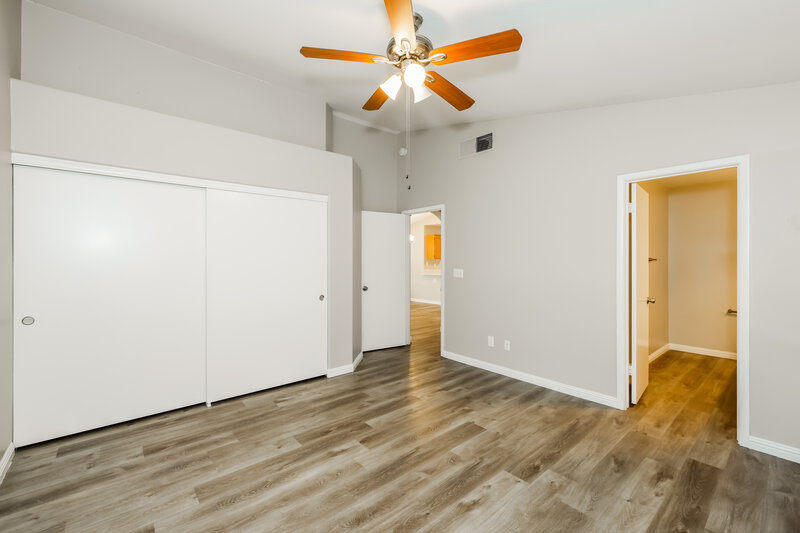 1,795/Mo, 8100 Pursuit Ct Las Vegas, NV 89131 Main Bedroom View 2