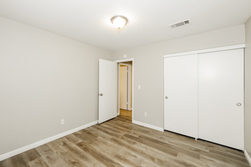 1,795/Mo, 8100 Pursuit Ct Las Vegas, NV 89131 Bedroom View 2