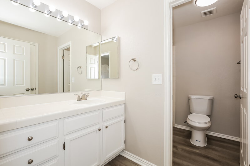 2,360/Mo, 1733 Toltec Cir Henderson, NV 89014 Bathroom View