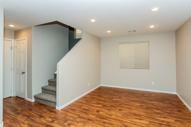 2,055/Mo, 9514 Grandview Spring Ave Las Vegas, NV 89166 Living Room View