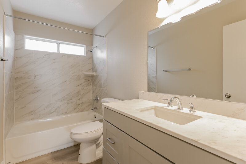 2,265/Mo, 1212 Autumn Ridge Cir North Las Vegas, NV 89031 Bathroom View