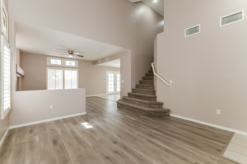 2,185/Mo, 2562 Williamsburg St Henderson, NV 89052 Living Room View 2