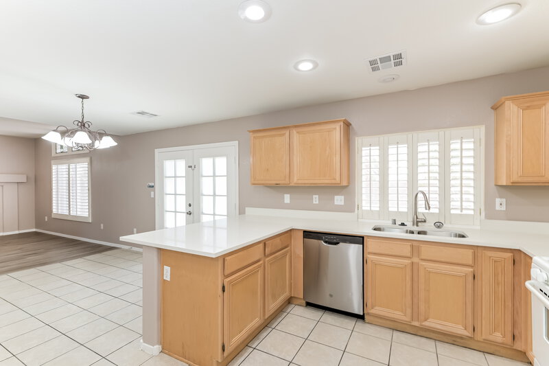 2,185/Mo, 2562 Williamsburg St Henderson, NV 89052 Kitchen View 2