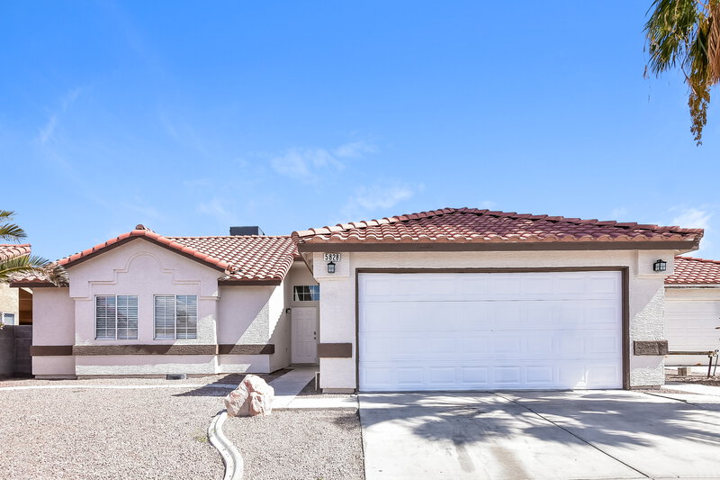 2,125/Mo, 5828 Meadow Dale Dr North Las Vegas, NV 89031 External View