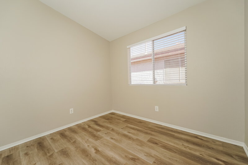 1,995/Mo, 4833 River Splash Ave Las Vegas, NV 89131 Bedroom View