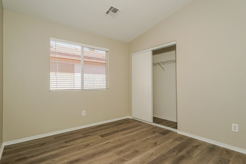 1,995/Mo, 4833 River Splash Ave Las Vegas, NV 89131 Bedroom View 3