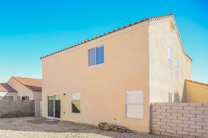 2,195/Mo, 7933 Hollow Pine St Las Vegas, NV 89143 Rear View
