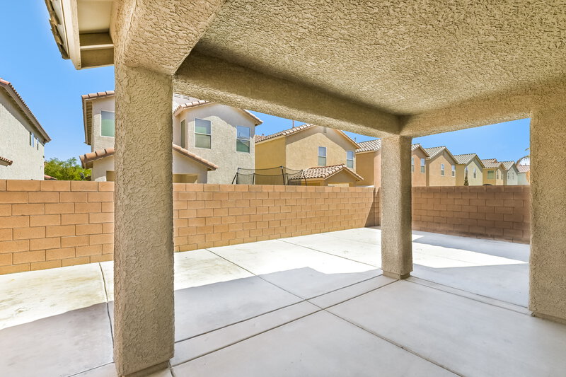 2,185/Mo, 11650 Nardo Ct Las Vegas, NV 89183 Patio View