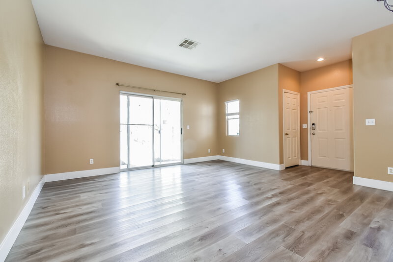 1,875/Mo, 1449 Morro Creek St Las Vegas, NV 89128 Living Room View