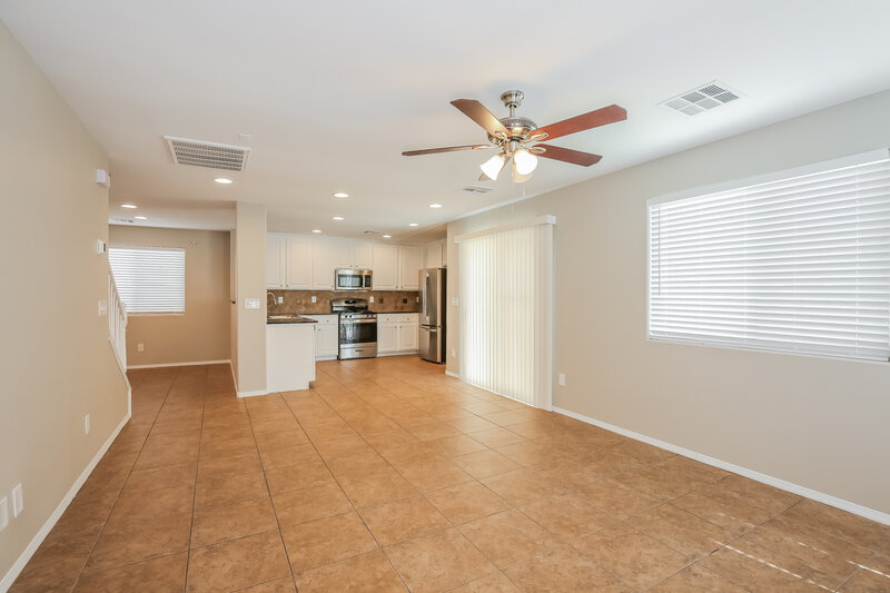 2,245/Mo, 8300 Wildwood Glen Dr Las Vegas, NV 89131 Living Room View
