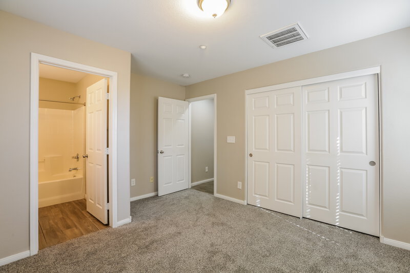 1,990/Mo, 4773 Longstock Ct Las Vegas, NV 89130 Bedroom View 3