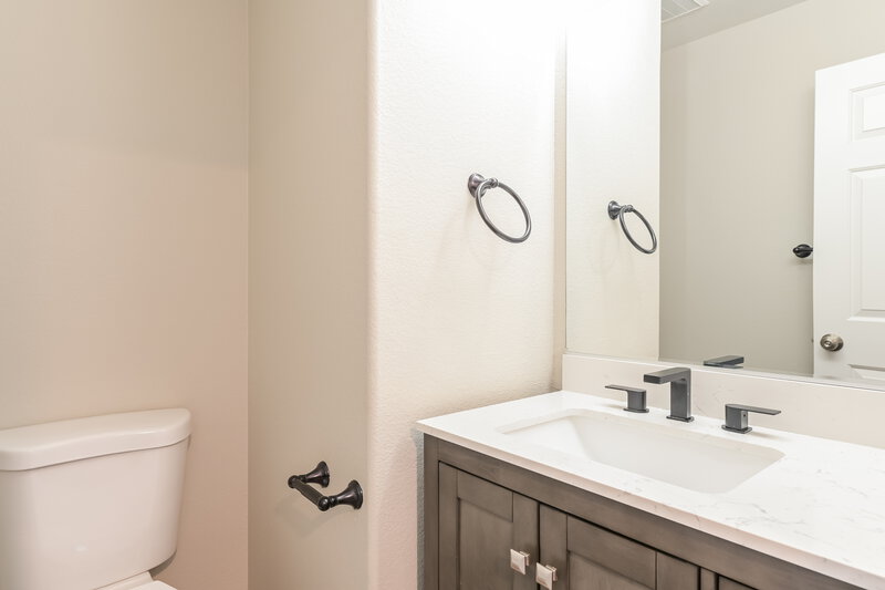 2,290/Mo, 5108 Fireside Ranch Ave Las Vegas, NV 89131 Bathroom View 2