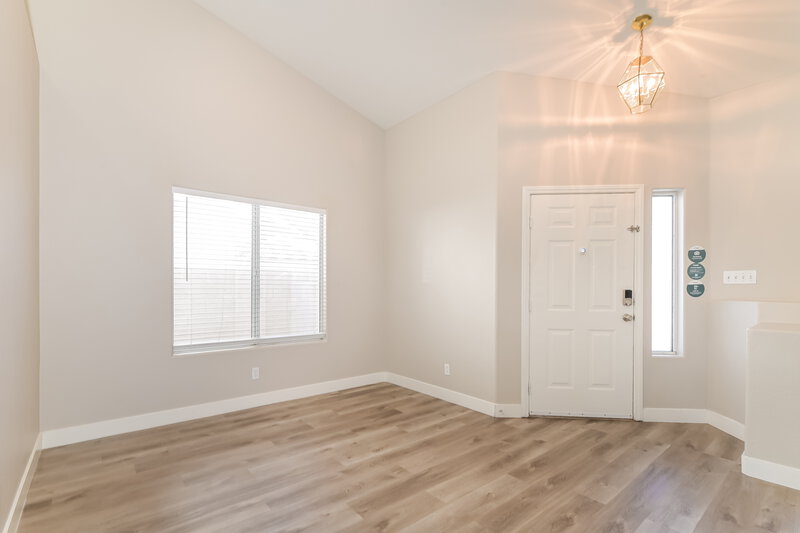 2,260/Mo, 132 Park Ridge Ln Henderson, NV 89002 Dining Room View