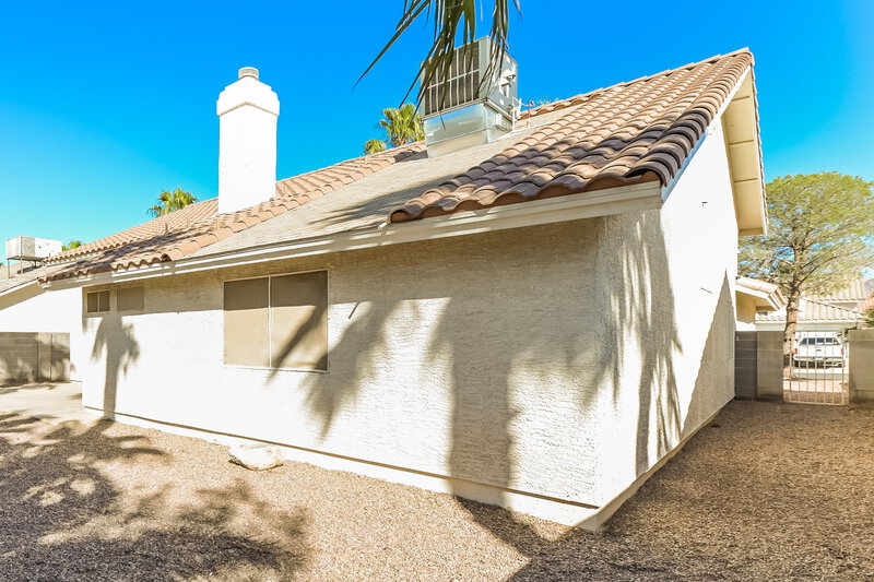 2,260/Mo, 132 Park Ridge Ln Henderson, NV 89002 Rear View