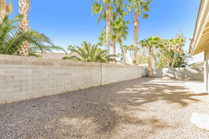2,260/Mo, 132 Park Ridge Ln Henderson, NV 89002 Exterior View