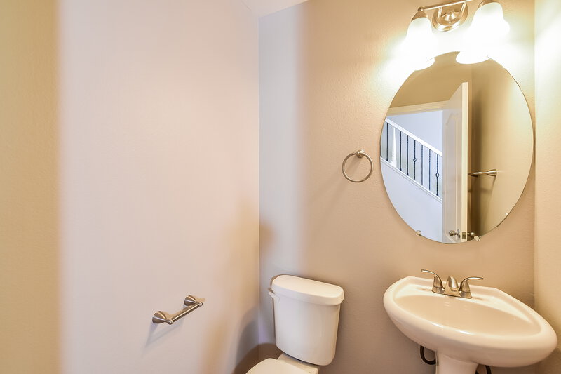 2,335/Mo, 4967 Silent Valley Ave Las Vegas, NV 89139 Bathroom View