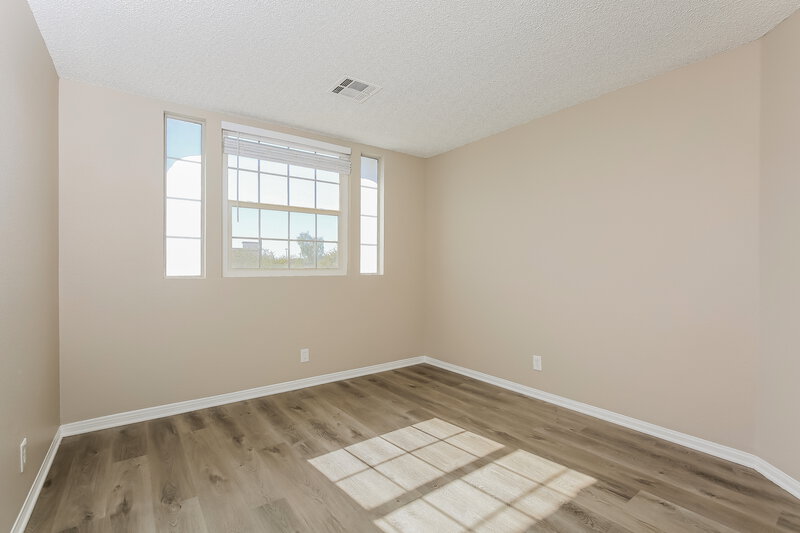 2,370/Mo, 7336 Atwood Ave Las Vegas, NV 89129 Misc View 12