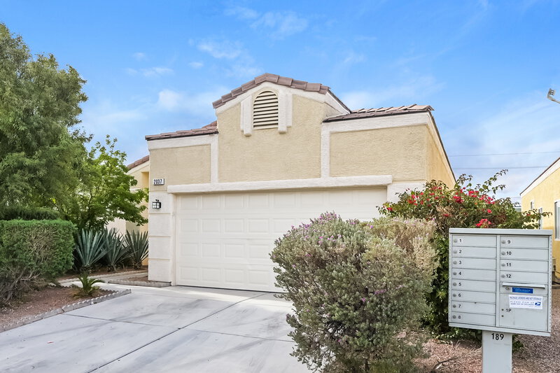 1,640/Mo, 2037 Jesse Scott St Las Vegas, NV 89106 Front View