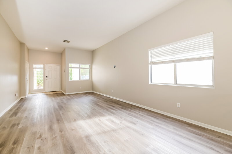 1,640/Mo, 2037 Jesse Scott St Las Vegas, NV 89106 Living Room View