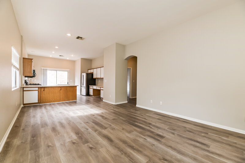 1,640/Mo, 2037 Jesse Scott St Las Vegas, NV 89106 Living Room View 2