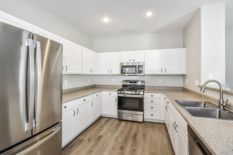 1,905/Mo, 2458 Wrangler Walsh Ln Henderson, NV 89002 Kitchen View