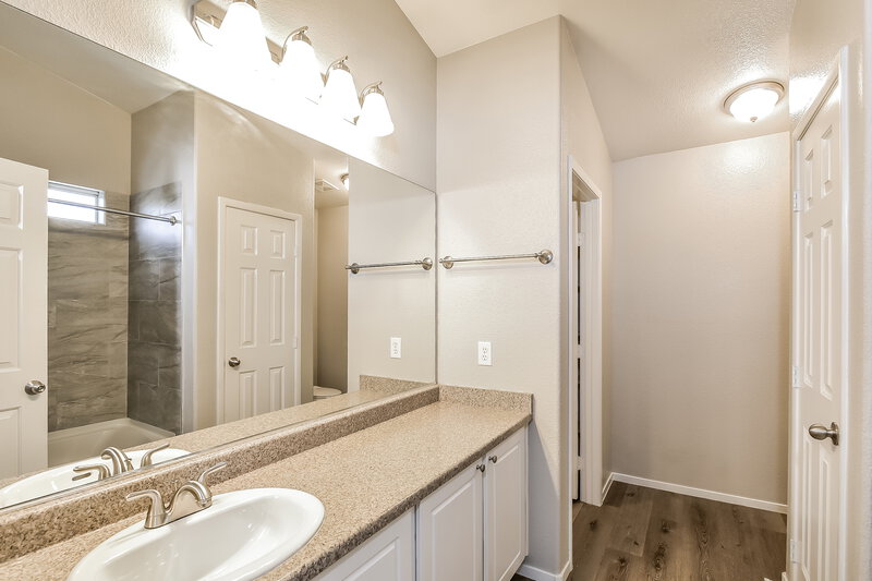 1,905/Mo, 2458 Wrangler Walsh Ln Henderson, NV 89002 Main Bathroom View