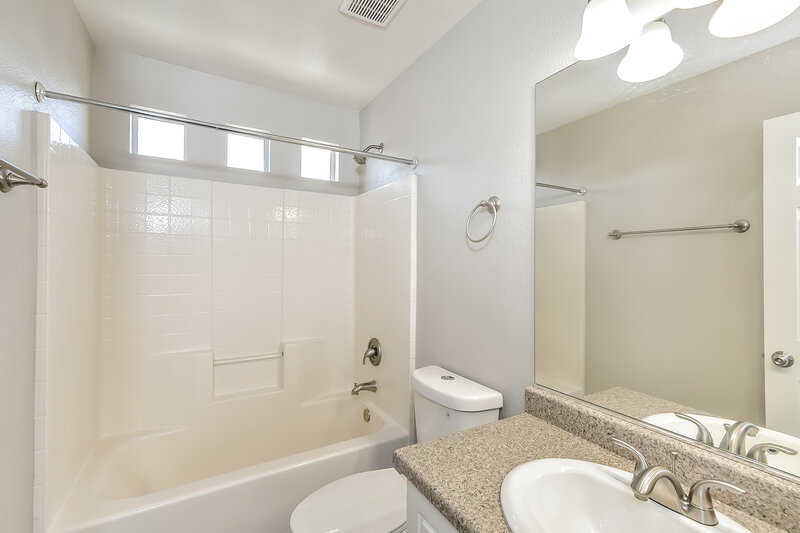 1,905/Mo, 2458 Wrangler Walsh Ln Henderson, NV 89002 Bathroom View 2