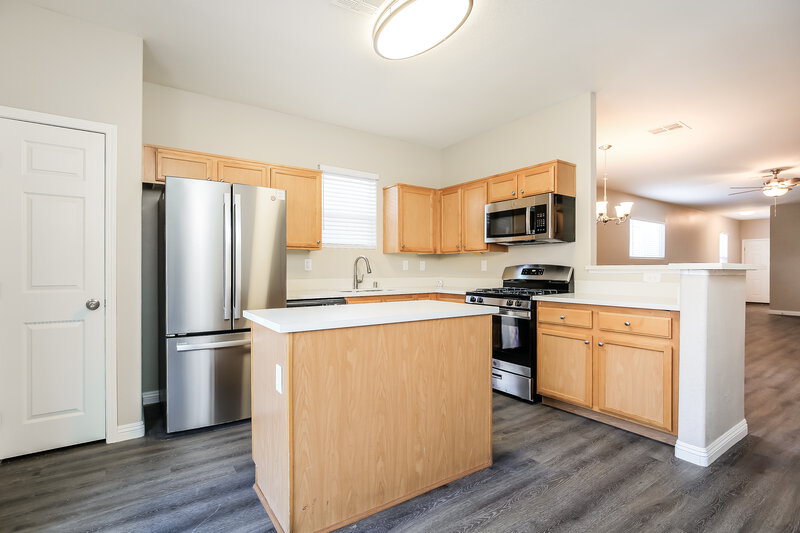 2,085/Mo, 9878 Mackovski Ct Las Vegas, NV 89148 Kitchen View