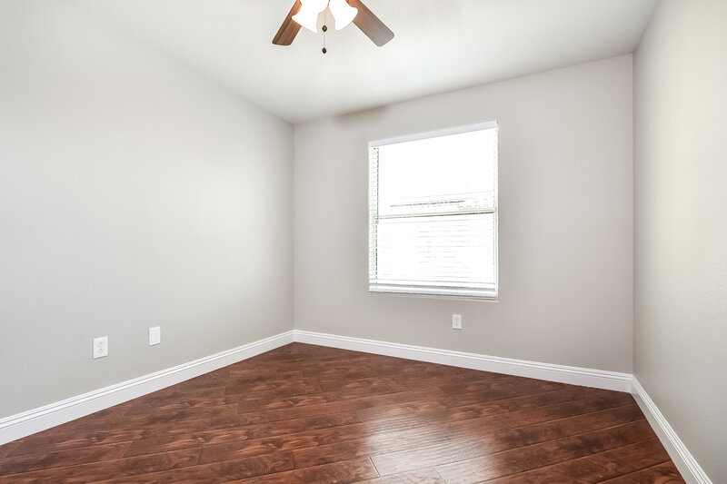 2,585/Mo, 3901 Bayamon St Las Vegas, NV 89129 Bedroom View 2