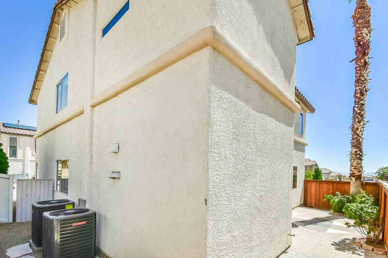 2,585/Mo, 3901 Bayamon St Las Vegas, NV 89129 Rear View