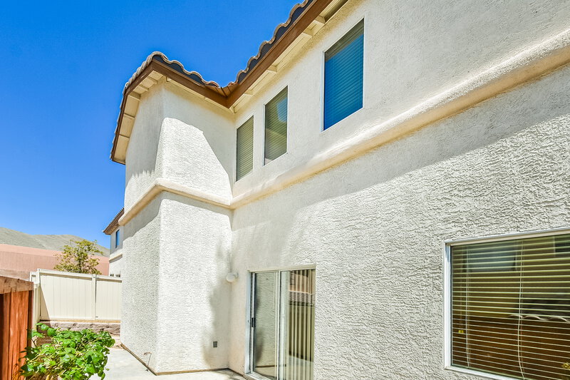 2,585/Mo, 3901 Bayamon St Las Vegas, NV 89129 Rear View 2
