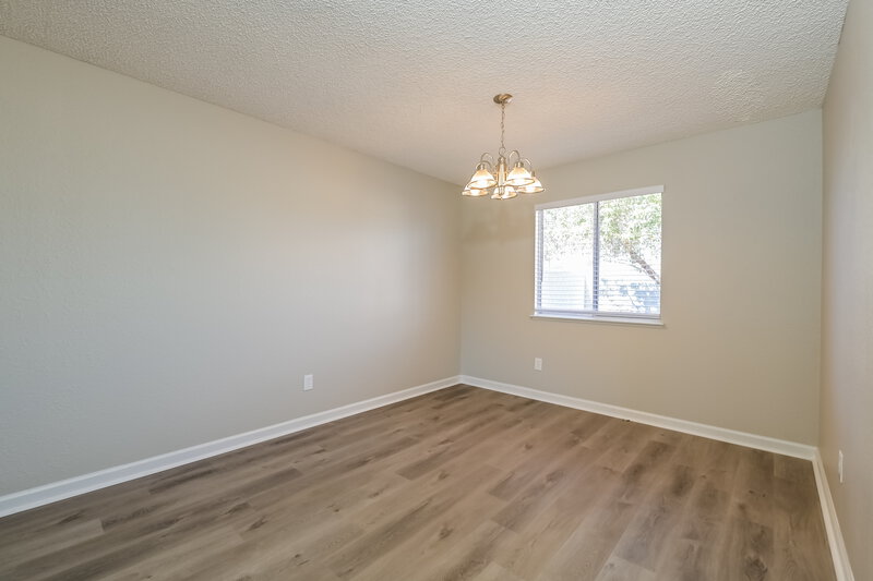 2,095/Mo, 830 Shoreview Dr Henderson, NV 89002 Dining Room View