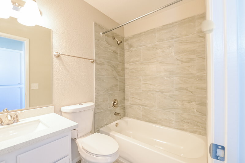 2,095/Mo, 830 Shoreview Dr Henderson, NV 89002 Bathroom View