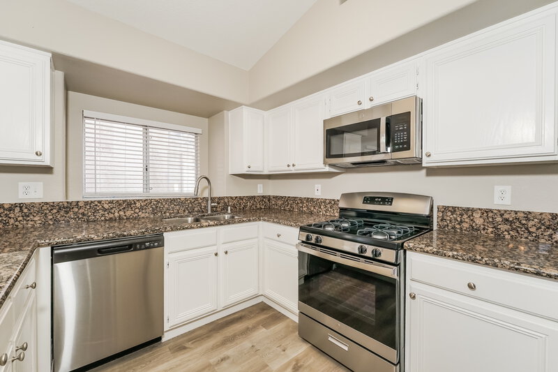 1,990/Mo, 3844 Debussy Way North Las Vegas, NV 89032 Kitchen View