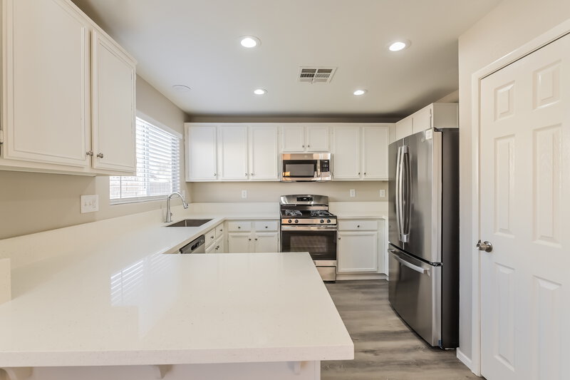2,455/Mo, 6236 Desert Lavender Ave Las Vegas, NV 89141 Kitchen View 2