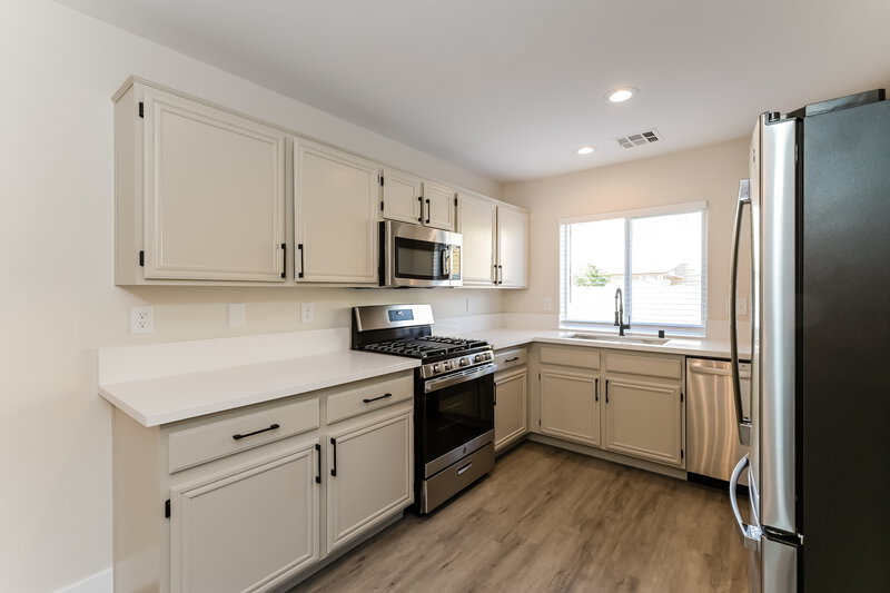 2,230/Mo, 7968 W Quail Ave Las Vegas, NV 89113 Kitchen View 2