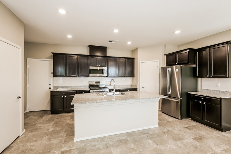 2,170/Mo, 4397 Fire Glow Ave North Las Vegas, NV 89084 Kitchen View