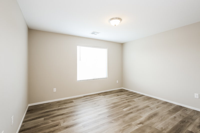 2,170/Mo, 4397 Fire Glow Ave North Las Vegas, NV 89084 Bedroom View